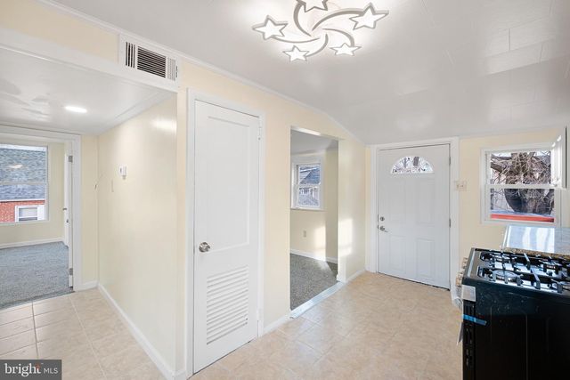 203 SILVIEW AVE, Wilmington, DE 19804