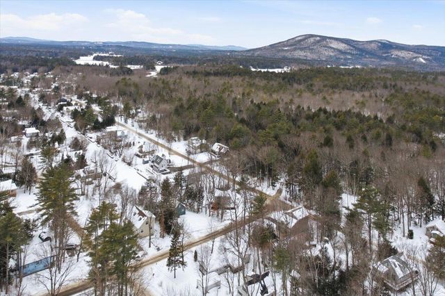 16 Robin Lane, Moultonborough, NH 03254