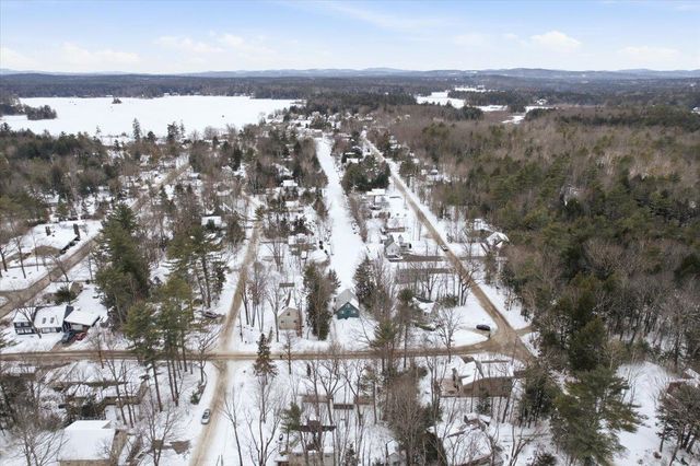 16 Robin Lane, Moultonborough, NH 03254