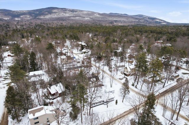 16 Robin Lane, Moultonborough, NH 03254