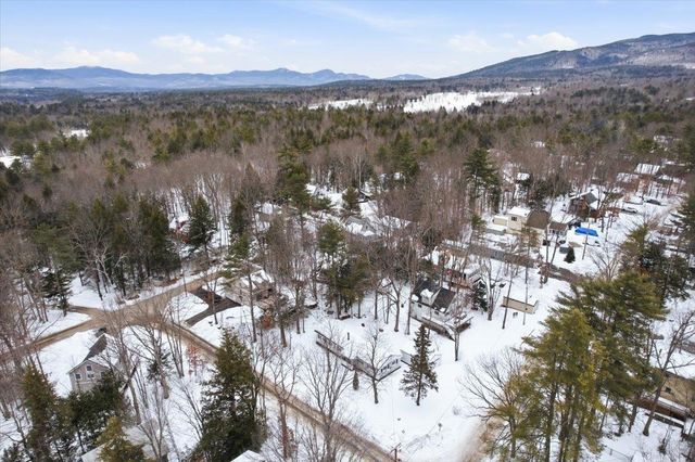 16 Robin Lane, Moultonborough, NH 03254