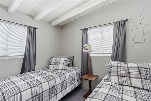 16 Robin Lane, Moultonborough, NH 03254