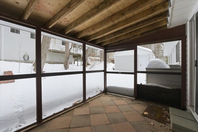 16 Robin Lane, Moultonborough, NH 03254