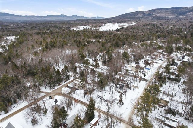 16 Robin Lane, Moultonborough, NH 03254