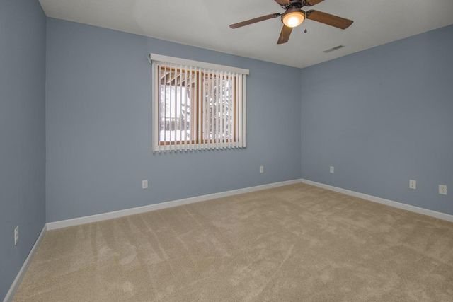 2224 Pinewood Drive, Shakopee, MN 55379