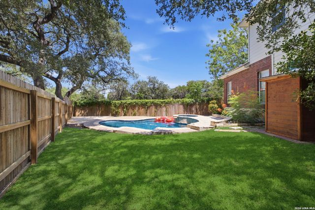 4122 LEGEND BEND DR, San Antonio, TX 78230