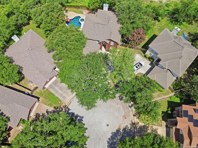 4122 LEGEND BEND DR, San Antonio, TX 78230
