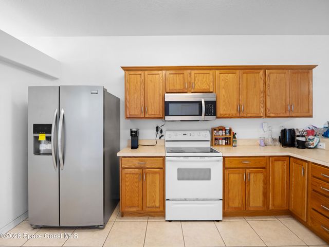 767 Hunan Street NE, Palm Bay, FL 32907