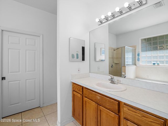 767 Hunan Street NE, Palm Bay, FL 32907