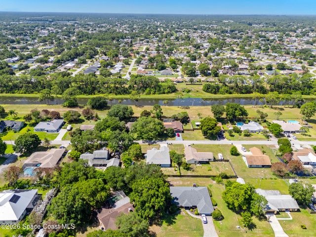 767 Hunan Street NE, Palm Bay, FL 32907