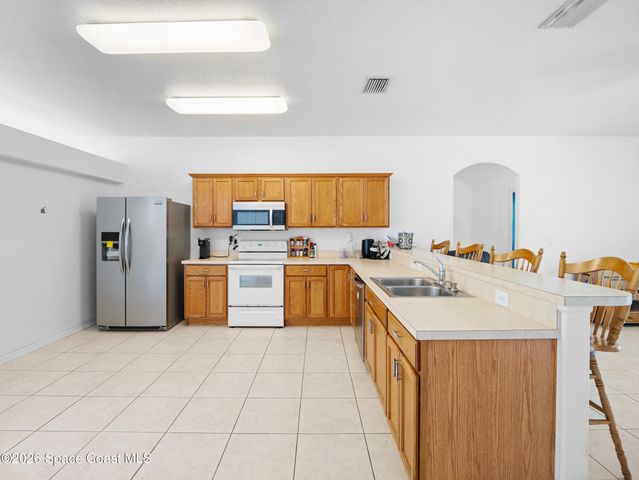 767 Hunan Street NE, Palm Bay, FL 32907