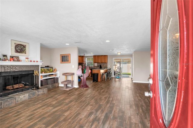 1815 30TH STREET SE, Ruskin, FL 33570