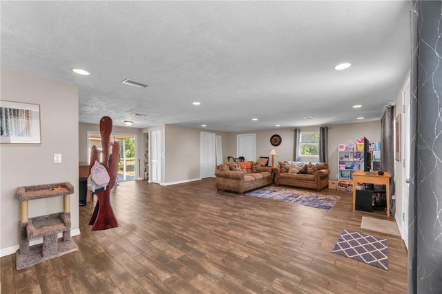 1815 30TH STREET SE, Ruskin, FL 33570