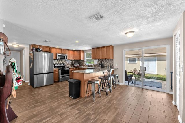 1815 30TH STREET SE, Ruskin, FL 33570
