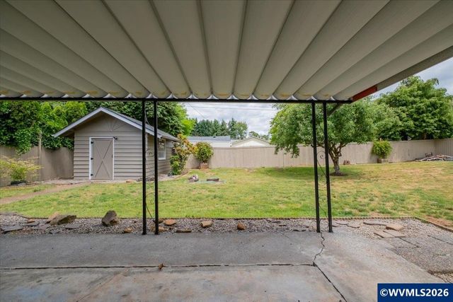 1975 E Pine St, Stayton, OR 97383