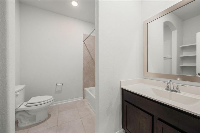 423 Leadtree LOOP, Buda, TX 78610