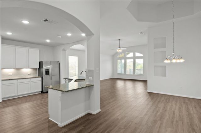 423 Leadtree LOOP, Buda, TX 78610