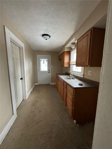 2315 7th Ave., Beaver Falls, PA 15010