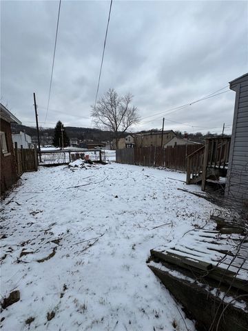 2315 7th Ave., Beaver Falls, PA 15010