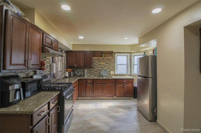 4874 Renville Street, Detroit, MI 48210