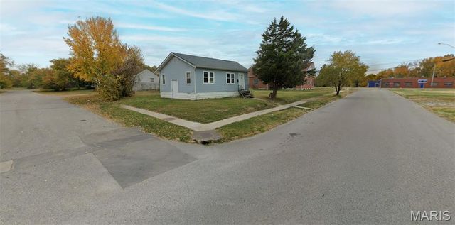 616 N 53rd Street, East St Louis, IL 62203