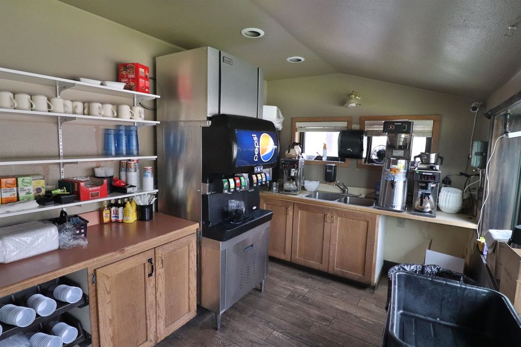 1651 8th St, Cody, WY 82414 photo 16