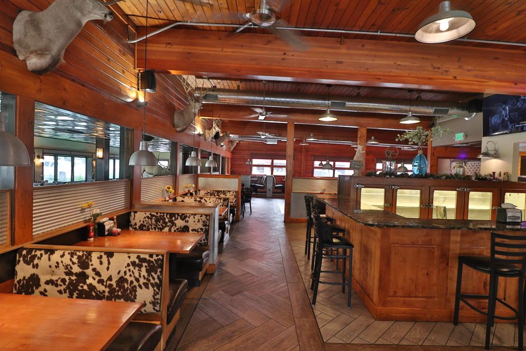 1651 8th St, Cody, WY 82414 photo 9