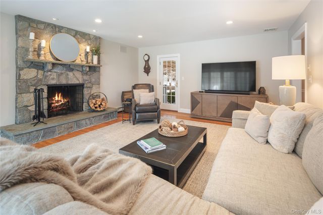 14 Adams Farm Road, Katonah, NY 10536