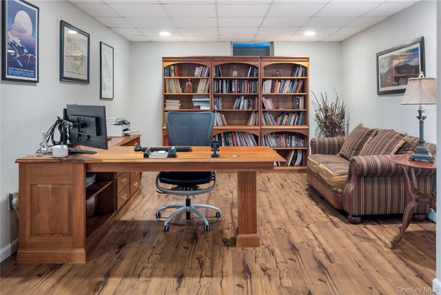 14 Adams Farm Road, Katonah, NY 10536