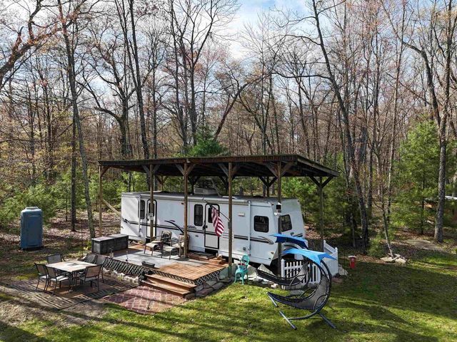 1120 Bighorn Drive, Arkdale, WI 54613