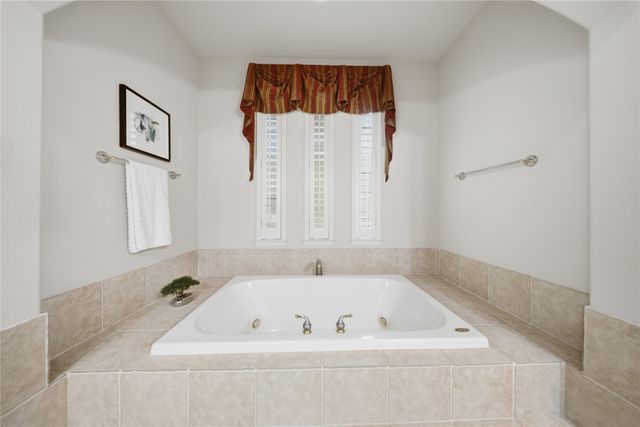 5021 Rangewood Drive, Flower Mound, TX 75028