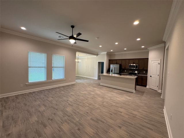 305 Hendry Drive, Bossier City, LA 71111