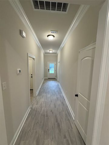 305 Hendry Drive, Bossier City, LA 71111