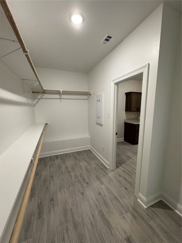 305 Hendry Drive, Bossier City, LA 71111