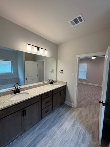 305 Hendry Drive, Bossier City, LA 71111