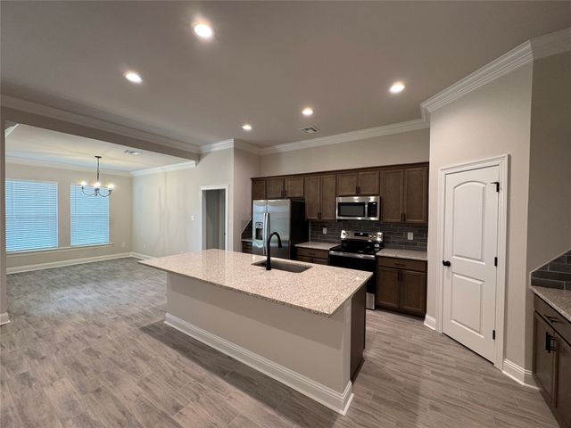 305 Hendry Drive, Bossier City, LA 71111