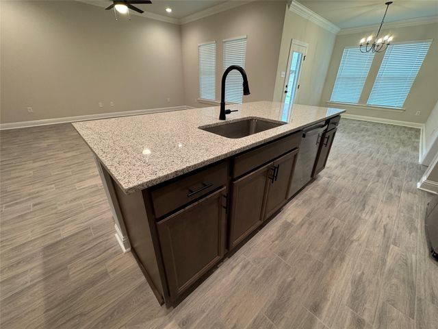 305 Hendry Drive, Bossier City, LA 71111