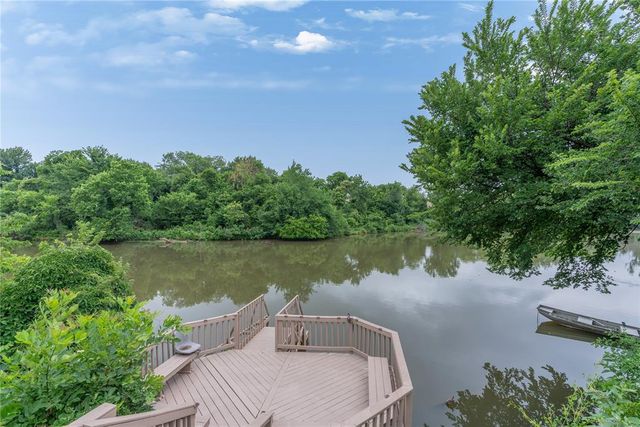 6209 Inland Road, Warr Acres, OK 73132