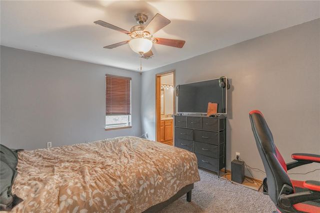 6209 Inland Road, Warr Acres, OK 73132