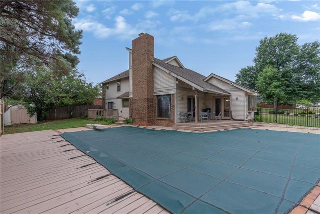 6209 Inland Road, Warr Acres, OK 73132