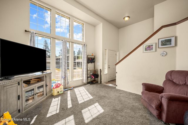 3293 N 10th PL, Coeur D'alene, ID 83815