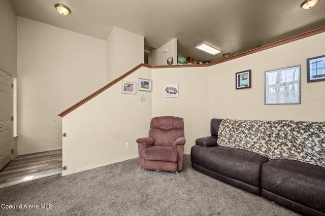 3293 N 10th PL, Coeur D'alene, ID 83815