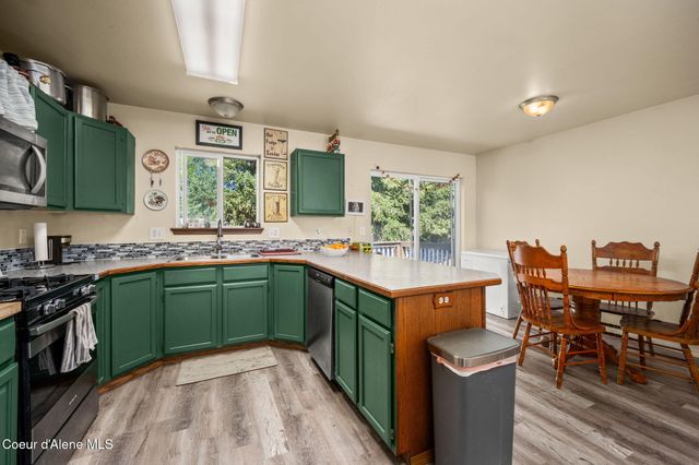 3293 N 10th PL, Coeur D'alene, ID 83815