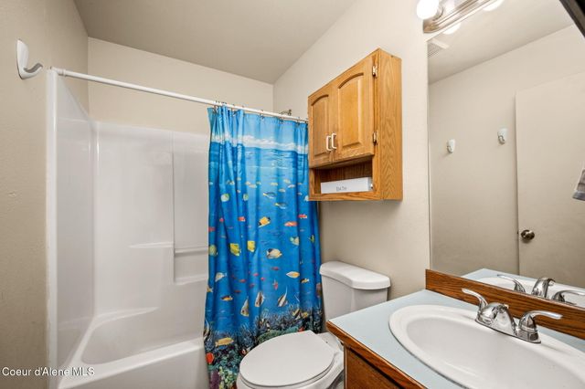3293 N 10th PL, Coeur D'alene, ID 83815