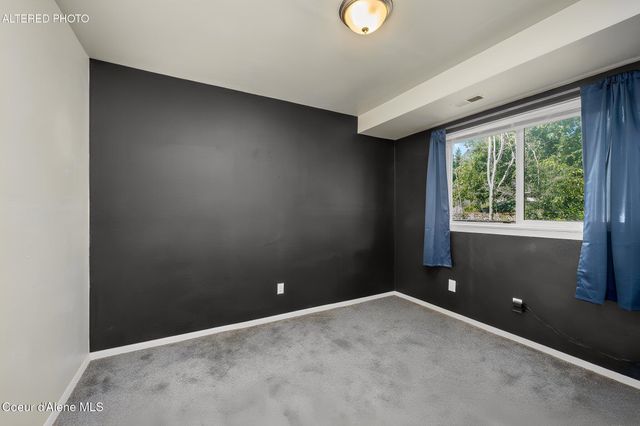 3293 N 10th PL, Coeur D'alene, ID 83815