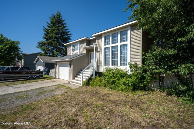 3293 N 10th PL, Coeur D'alene, ID 83815