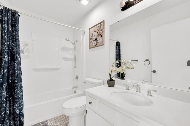4285 Walnut Grove Ave, Rosemead, CA 91770