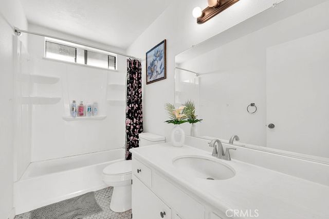 4285 Walnut Grove Ave, Rosemead, CA 91770