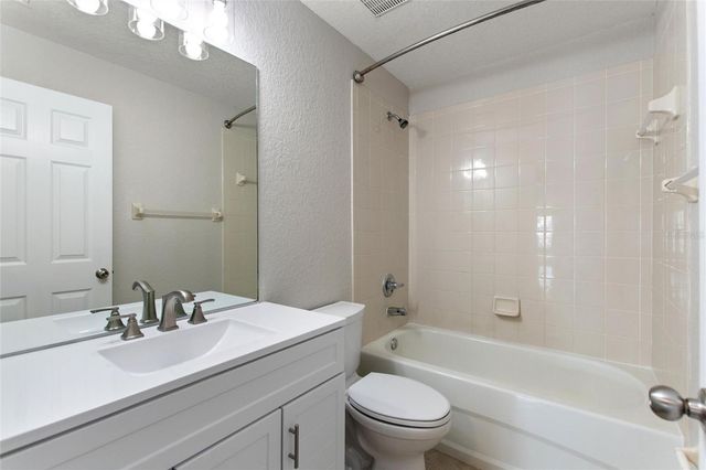 8270 PEAK AVENUE, Lakeland, FL 33810
