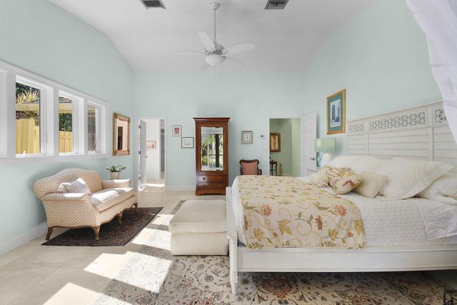 6111 SE Winged Foot Drive, Stuart, FL 34997